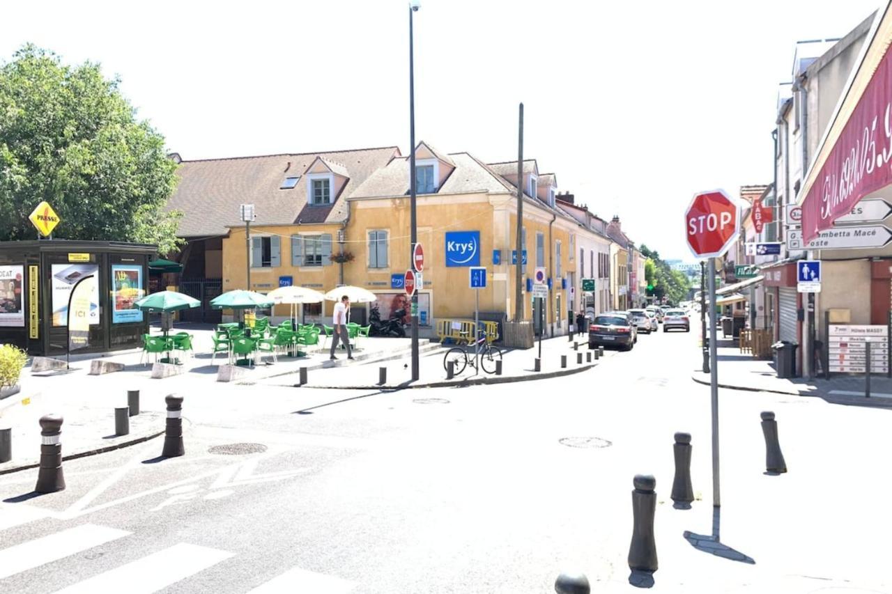 M6 Le Vieux Massy Rer600Morly20 Minnetflixneuf Exteriér fotografie